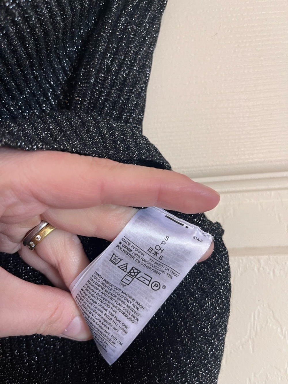 Banana Republic NWT Sculpted Ribbed Strapless Top (Size S) - Picture 6 of 8